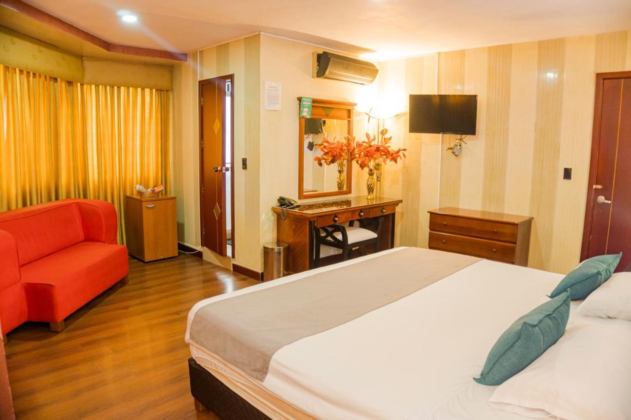 Ayenda Imperio Real Hotel Pereira Exterior photo